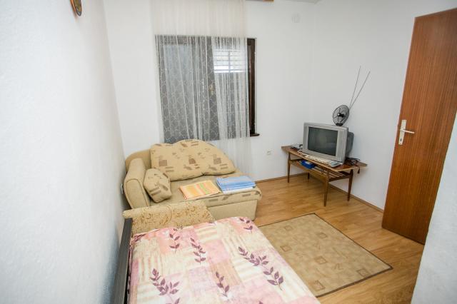 Dovolenka / zájazdy / cestovanie, Chorvátsko, Omiš - Nemira, ap