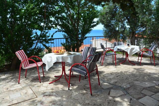 Dovolenka / zájazdy / cestovanie, Chorvátsko, Omiš - Nemira - P