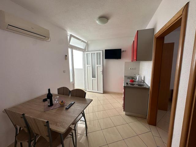 Dovolenka / zájazdy / cestovanie, Chorvátsko, Baška Voda, apart
