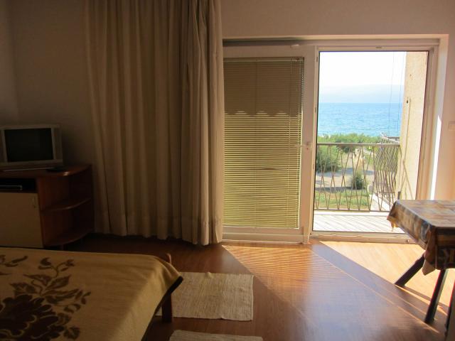 Dovolenka / zájazdy / cestovanie, Chorvátsko, Omiš - Apartmány 