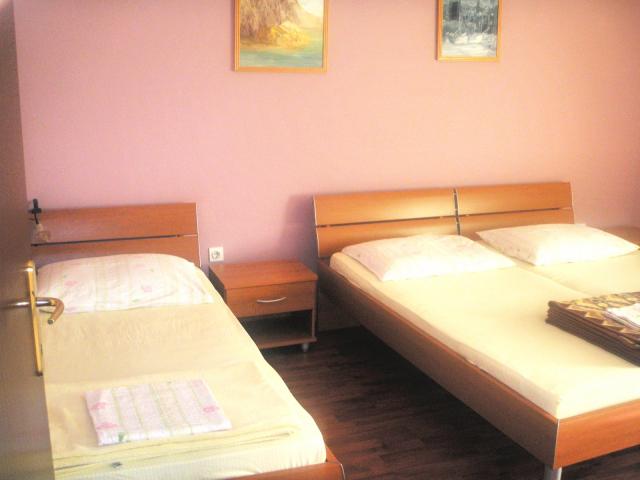 Dovolenka / zájazdy / cestovanie, Chorvátsko, Omiš - Apartmány 