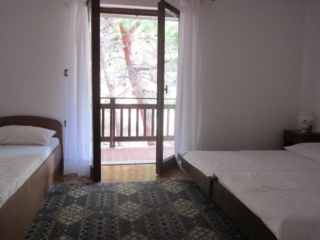 Dovolenka / zájazdy / cestovanie, Chorvátsko, Omiš - Vila Jakov