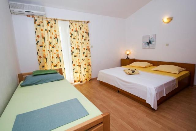 Dovolenka / zájazdy / cestovanie, Chorvátsko, Omiš - apartmány 