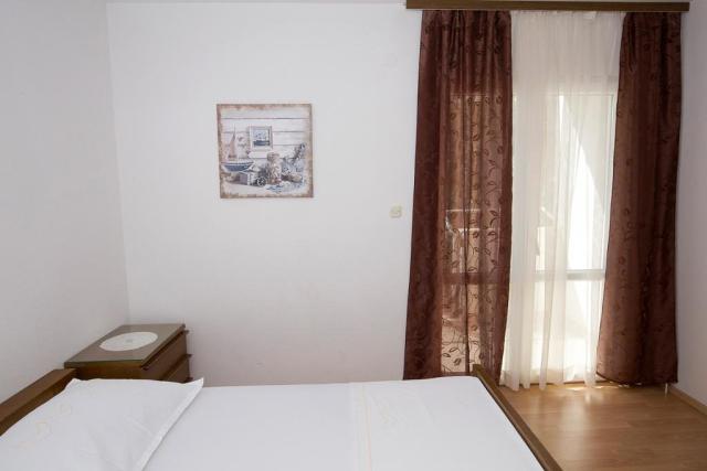Dovolenka / zájazdy / cestovanie, Chorvátsko, Omiš - apartmány 