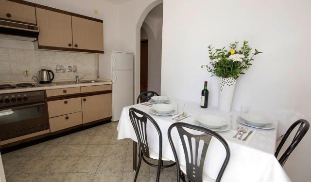 Dovolenka / zájazdy / cestovanie, Chorvátsko, Omiš - apartmány 