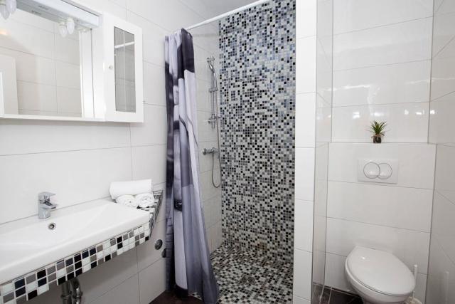 Dovolenka / zájazdy / cestovanie, Chorvátsko, Omiš - apartmány 