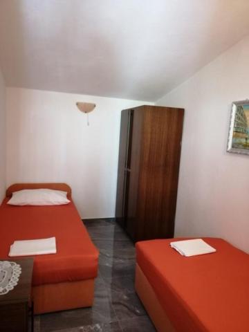 Dovolenka / zájazdy / cestovanie, Chorvátsko, Omiš - apartmány 