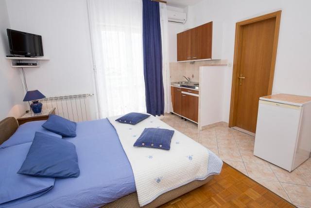 Dovolenka / zájazdy / cestovanie, Chorvátsko, Omiš - apartmány 