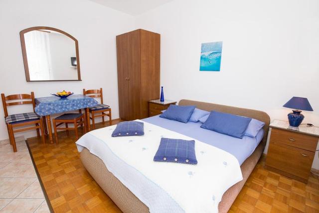 Dovolenka / zájazdy / cestovanie, Chorvátsko, Omiš - apartmány 