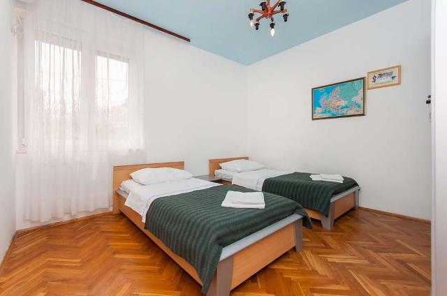 Dovolenka / zájazdy / cestovanie, Chorvátsko, Omiš - apartmán V
