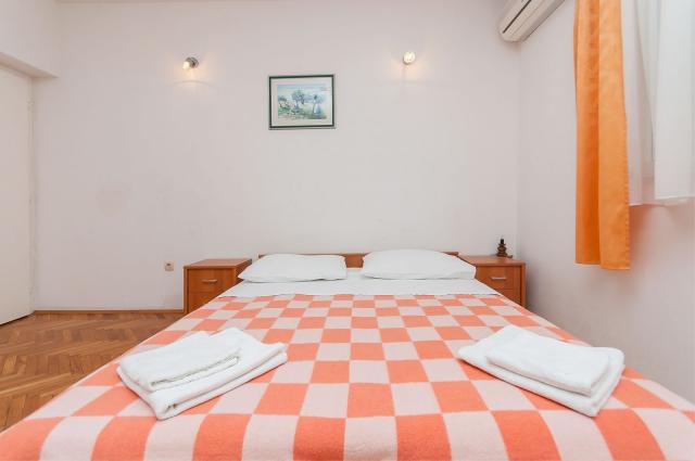 Dovolenka / zájazdy / cestovanie, Chorvátsko, Omiš - apartmán V