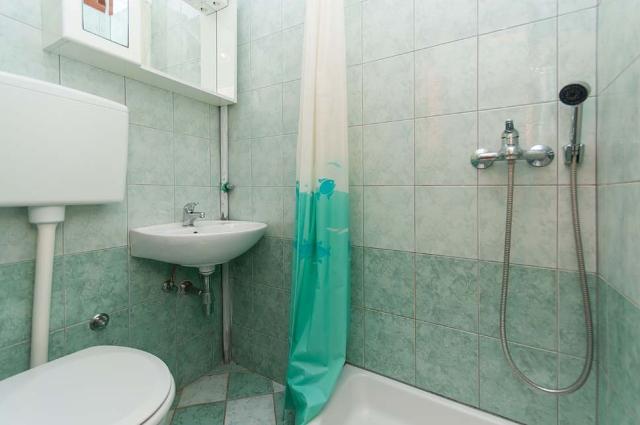 Dovolenka / zájazdy / cestovanie, Chorvátsko, Omiš - apartmán V