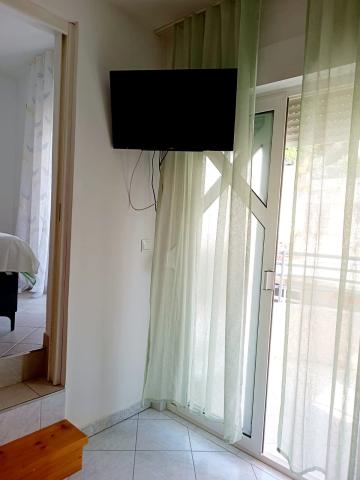 Dovolenka / zájazdy / cestovanie, Chorvátsko, Omiš - apartmán M