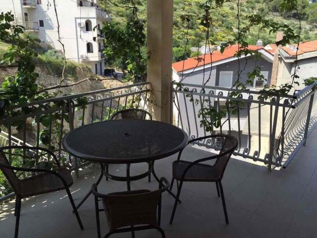 Dovolenka / zájazdy / cestovanie, Chorvátsko, Omiš - apartmány 