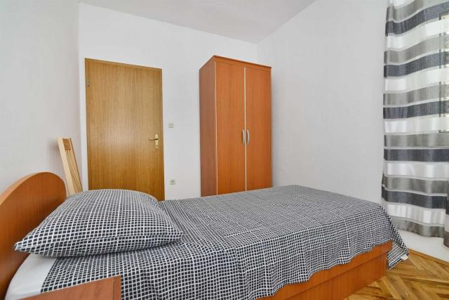 Dovolenka / zájazdy / cestovanie, Chorvátsko, Vodice, apartmán 