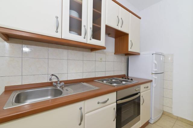 Dovolenka / zájazdy / cestovanie, Chorvátsko, Vodice, apartmán 