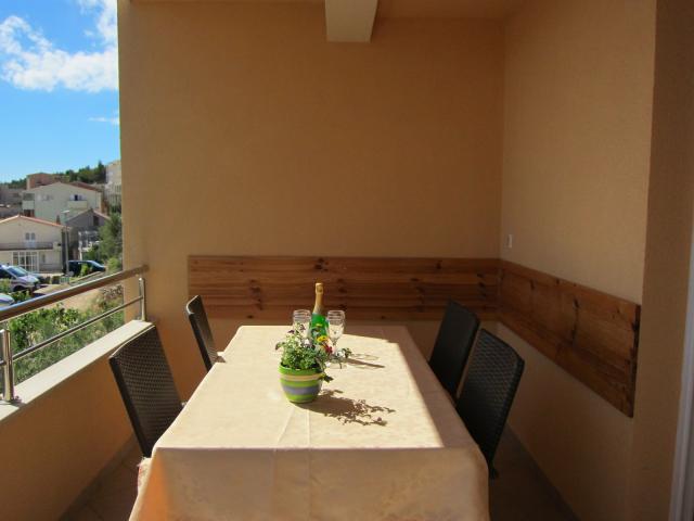 Dovolenka / zájazdy / cestovanie, Chorvátsko, Dugi Rat - apartm
