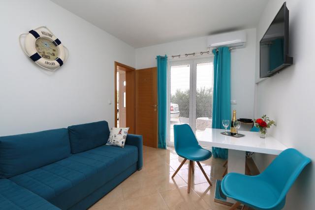 Dovolenka / zájazdy / cestovanie, Chorvátsko, Dugi Rat - apartm