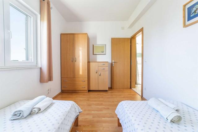 Dovolenka / zájazdy / cestovanie, Chorvátsko, Vodice, apartmány