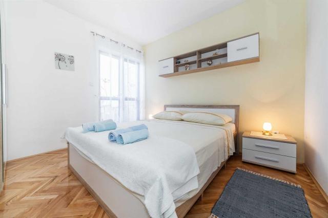 Dovolenka / zájazdy / cestovanie, Chorvátsko, Vodice, apartmány
