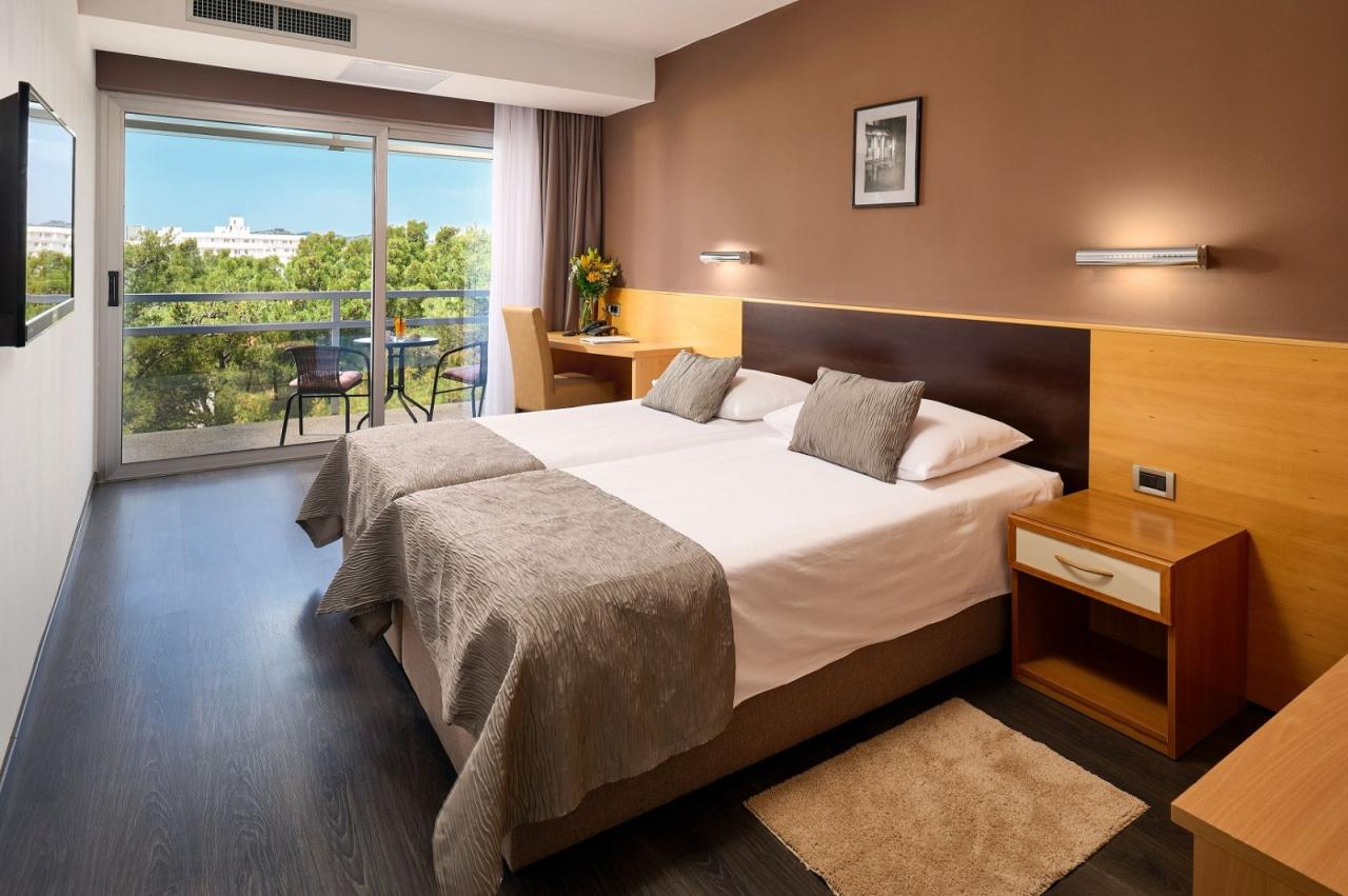 Dovolenka / zájazdy / cestovanie, Chorvátsko, Vodice, hotel Imp