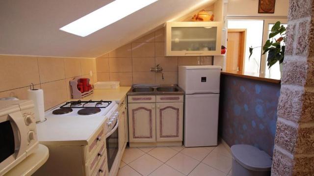 Dovolenka / zájazdy / cestovanie, Chorvátsko, Omiš - apartmán B