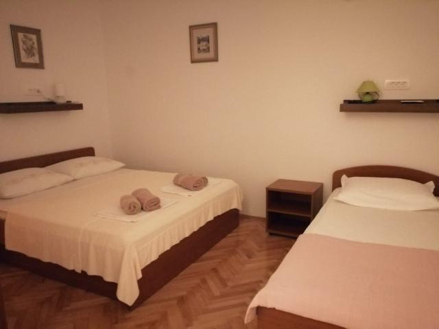 Dovolenka / zájazdy / cestovanie, Chorvátsko, Pisak - apartmány