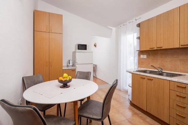 Dovolenka / zájazdy / cestovanie, Chorvátsko, Pisak - apartmány