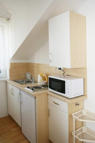Dovolenka / zájazdy / cestovanie, Chorvátsko, Vodice, Štúdiá Tr