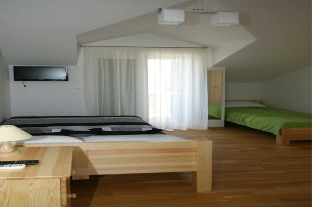 Dovolenka / zájazdy / cestovanie, Chorvátsko, Vodice, Štúdiá Tr