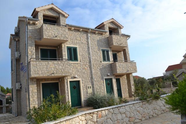 Dovolenka / zájazdy / cestovanie, Chorvátsko, Vodice, Štúdiá Tr