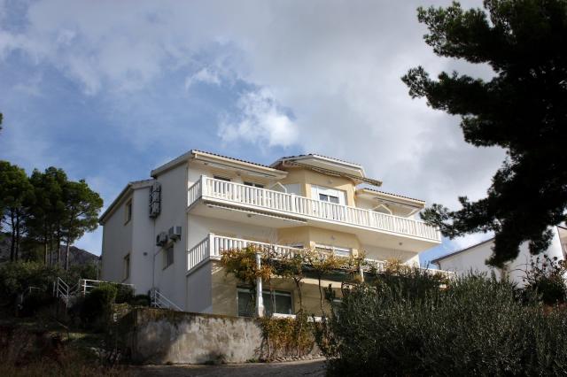 Dovolenka / zájazdy / cestovanie, Chorvátsko, Omiš - apartmány 
