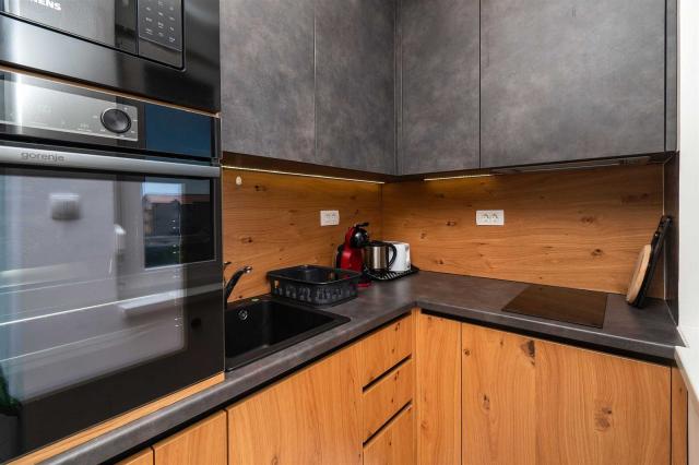 Dovolenka / zájazdy / cestovanie, Chorvátsko, Vodice, apartmán 