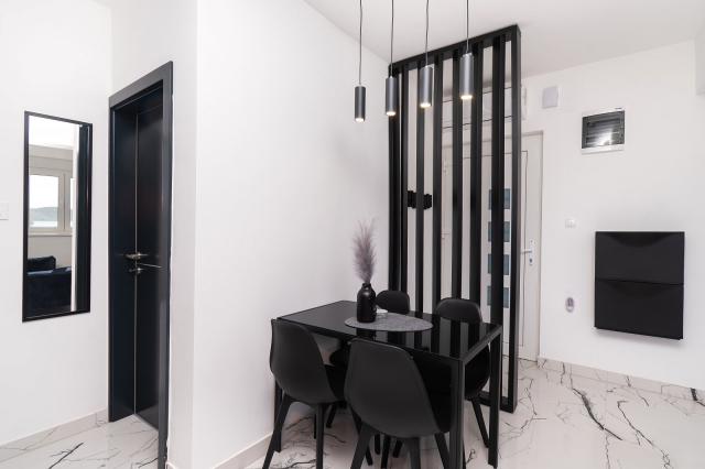 Dovolenka / zájazdy / cestovanie, Chorvátsko, Vodice, apartmán 