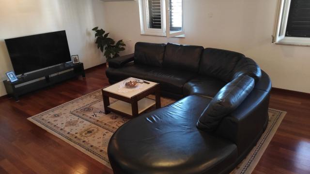 Dovolenka / zájazdy / cestovanie, Chorvátsko, Omiš - apartmán B