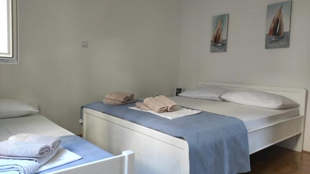 Dovolenka / zájazdy / cestovanie, Chorvátsko, Omiš - apartmán B