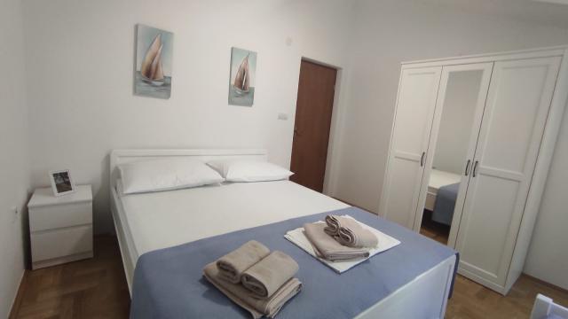 Dovolenka / zájazdy / cestovanie, Chorvátsko, Omiš - apartmán B