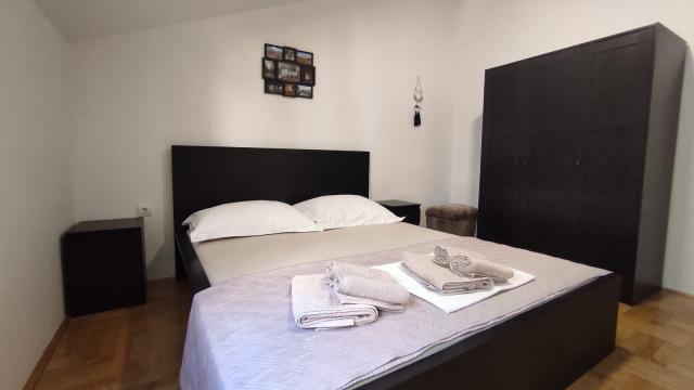 Dovolenka / zájazdy / cestovanie, Chorvátsko, Omiš - apartmán B
