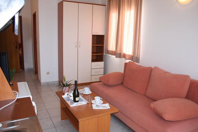 Dovolenka / zájazdy / cestovanie, Chorvátsko, Omiš - Nemira, ap