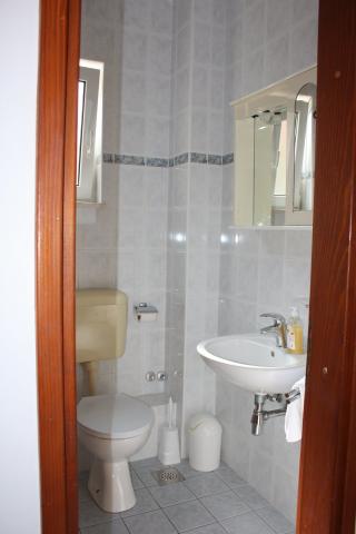 Dovolenka / zájazdy / cestovanie, Chorvátsko, Omiš - Nemira, ap