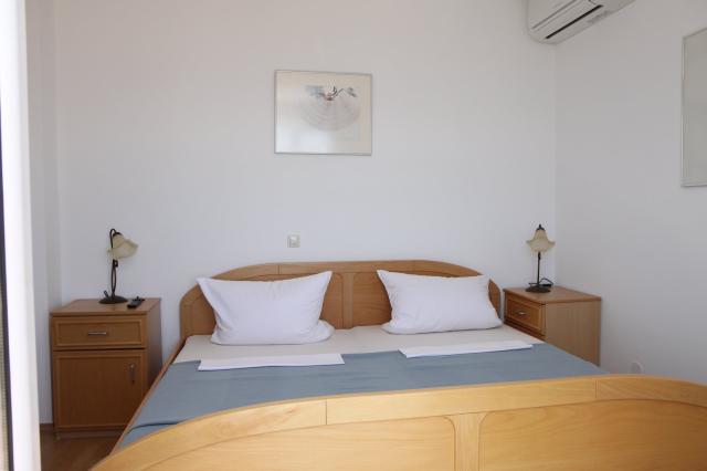 Dovolenka / zájazdy / cestovanie, Chorvátsko, Omiš - Apartmány 