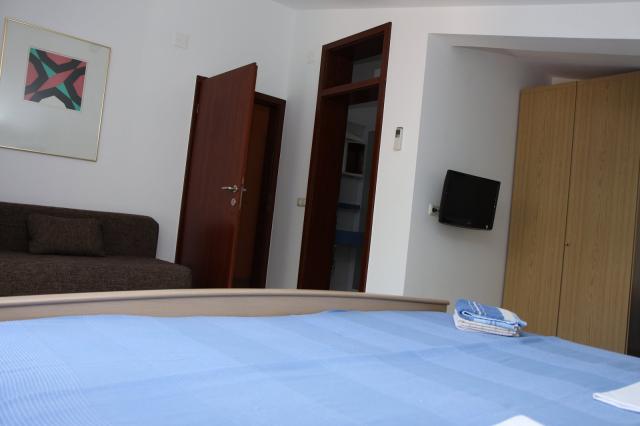 Dovolenka / zájazdy / cestovanie, Chorvátsko, Omiš - Apartmány 