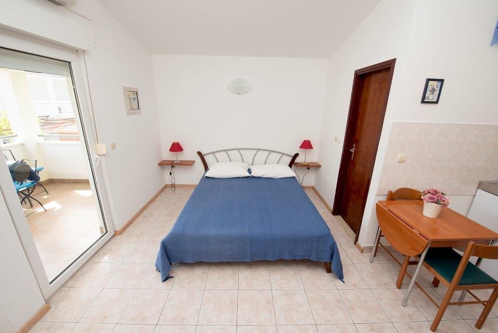 Dovolenka / zájazdy / cestovanie, Chorvátsko, Omiš - Apartmány