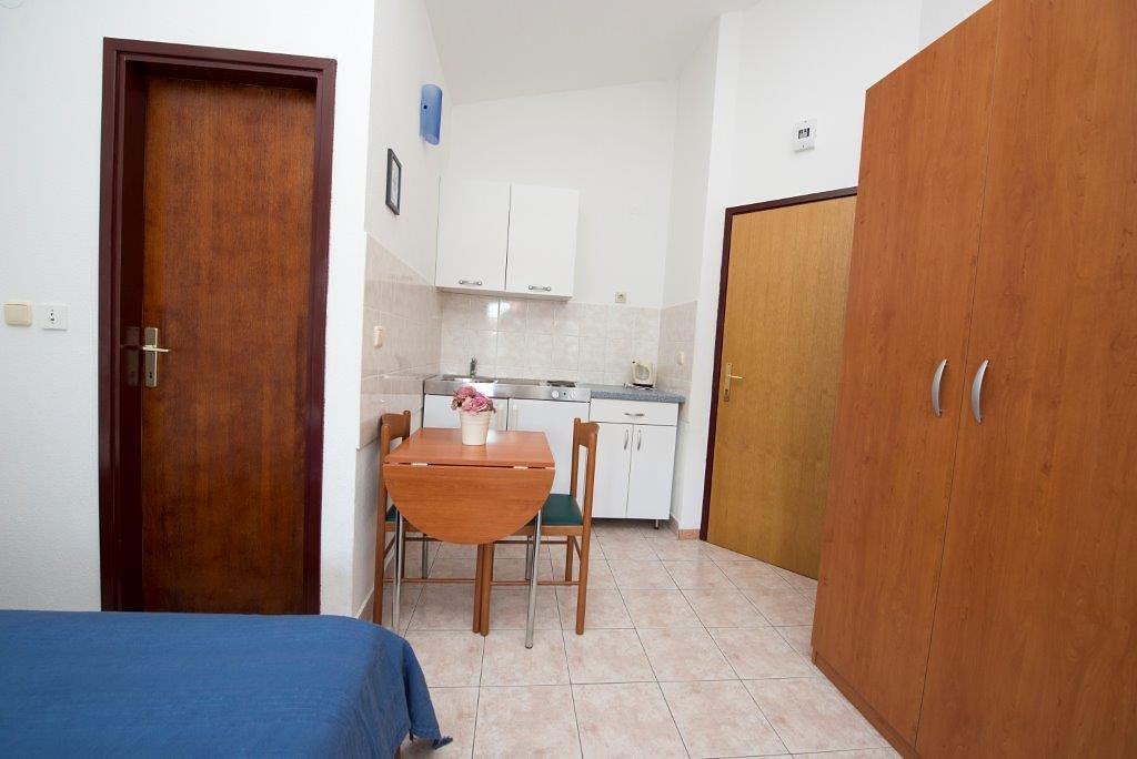 Dovolenka / zájazdy / cestovanie, Chorvátsko, Omiš - Apartmány