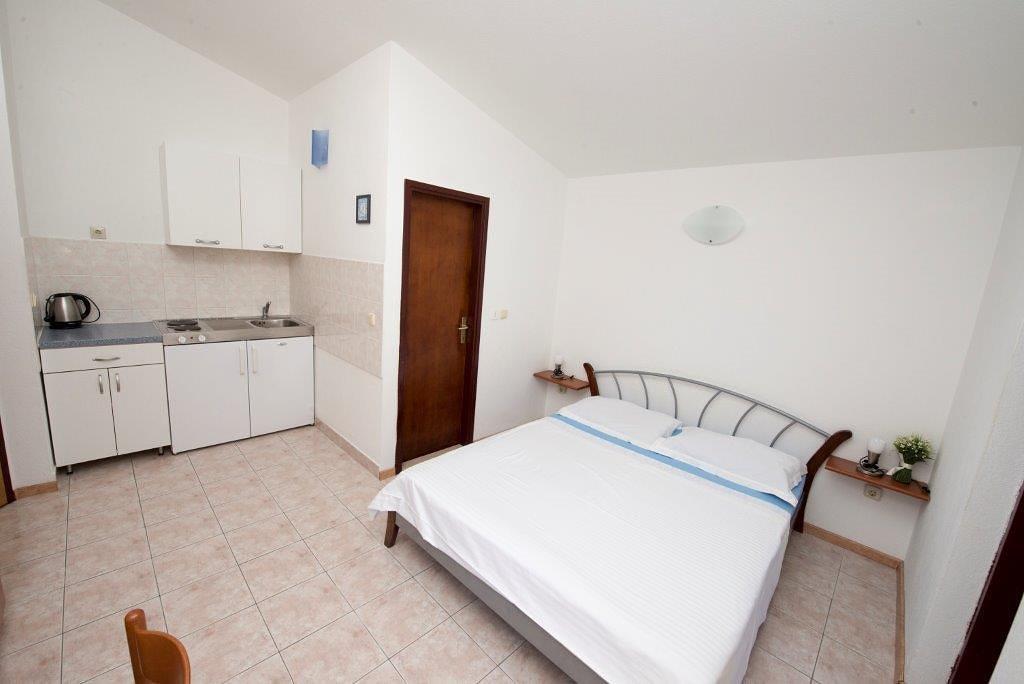 Dovolenka / zájazdy / cestovanie, Chorvátsko, Omiš - Apartmány