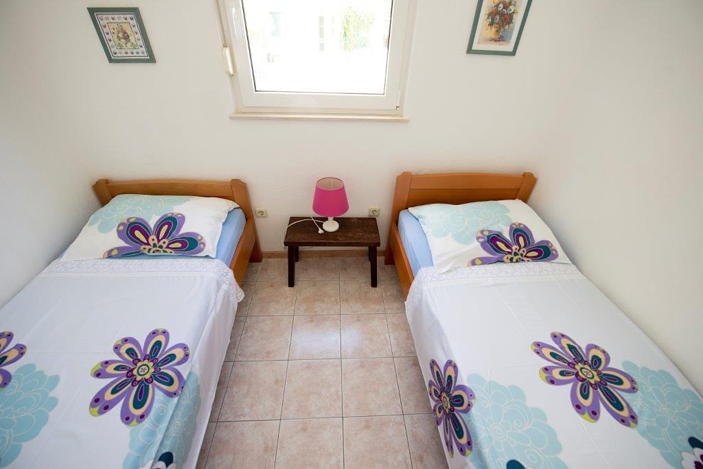Dovolenka / zájazdy / cestovanie, Chorvátsko, Omiš - Apartmány
