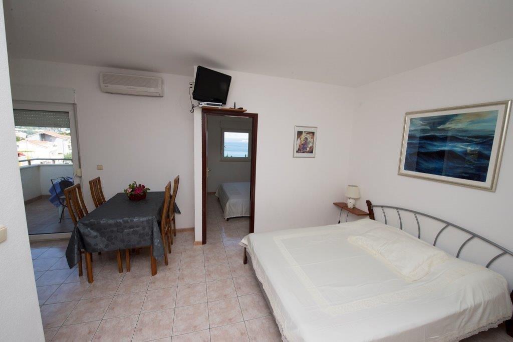 Dovolenka / zájazdy / cestovanie, Chorvátsko, Omiš - Apartmány