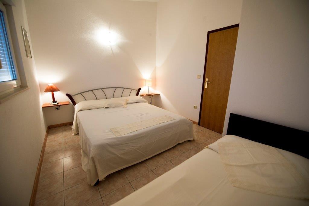 Dovolenka / zájazdy / cestovanie, Chorvátsko, Omiš - Apartmány