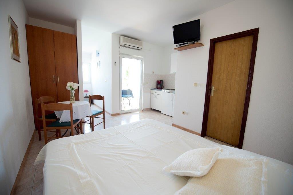 Dovolenka / zájazdy / cestovanie, Chorvátsko, Omiš - Apartmány
