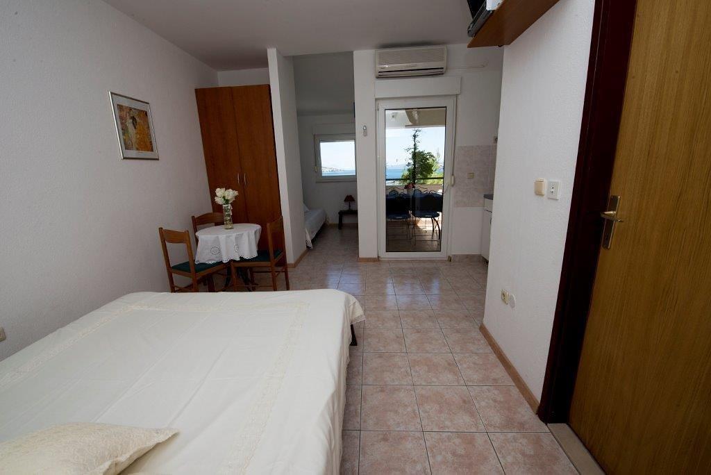 Dovolenka / zájazdy / cestovanie, Chorvátsko, Omiš - Apartmány